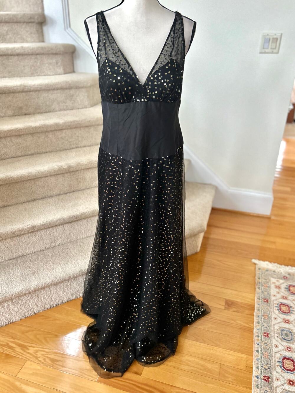 NWOT Rickie Freeman Teri Jon Black Mesh Illusion Gold Sequin A-Line Maxi Gown